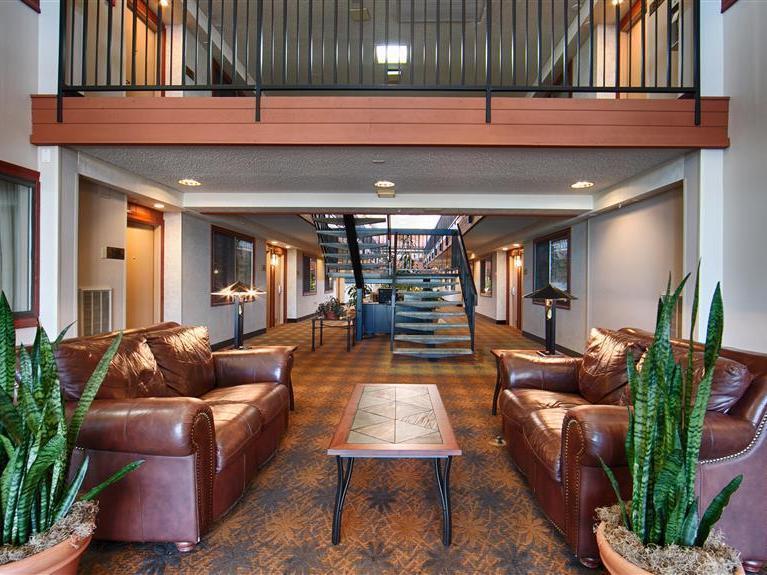 Western Vista At The Airport Hotel 3*