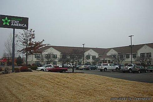 Extended America - - Airport Hotel