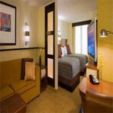 Hyatt Place Boise/towne Square 3*