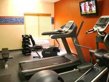 Hampton - Airport Hotel 3*