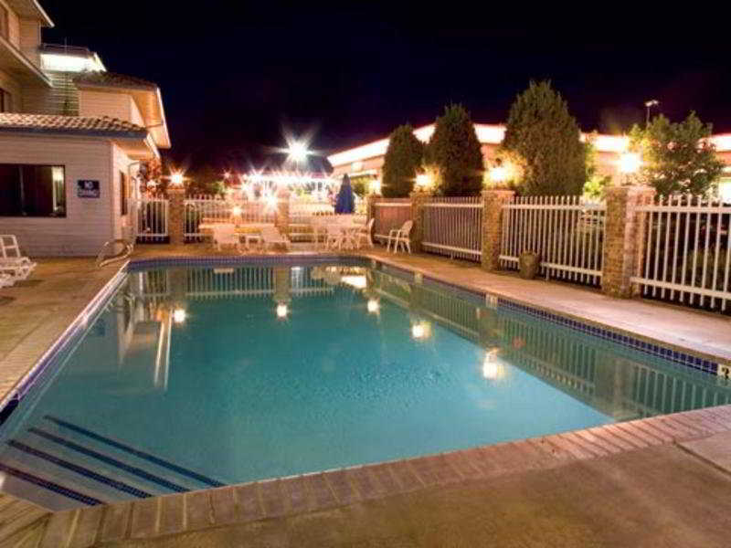 28 Airport, Ascend Collection Hotel