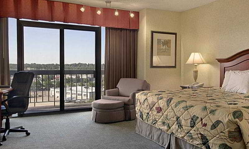 Red Lion Downtowner 3*