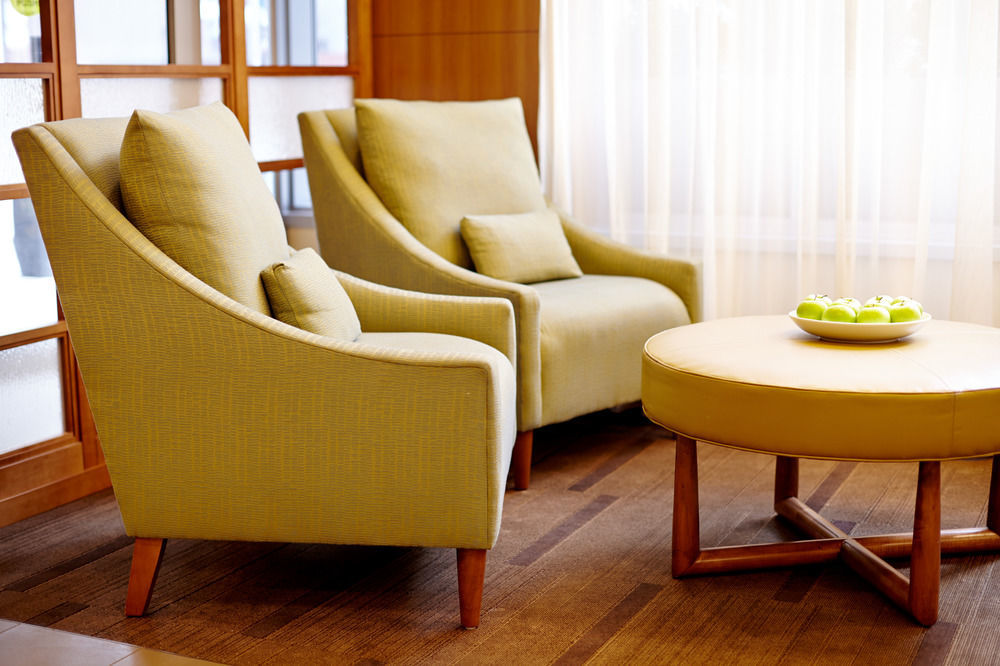 Hyatt Place Boise/towne Square 3*