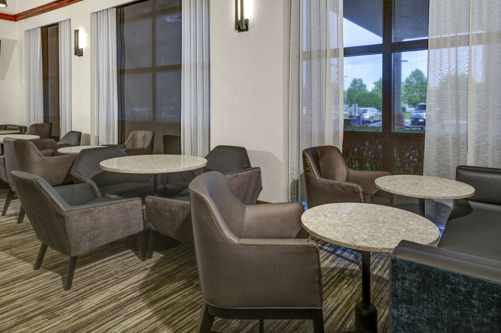 Hyatt Place Boise/towne Square Hotel 3*
