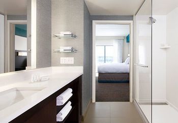 Hotel By Marriott Downtown Center