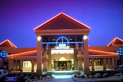 Hotel Western Vista At The Airport