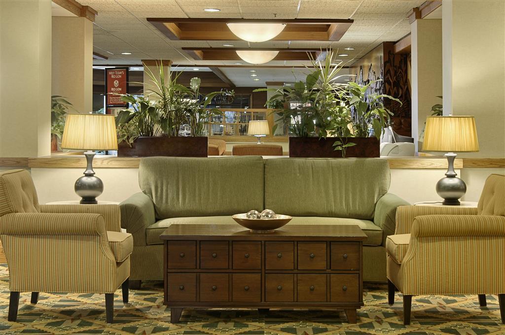 Red Lion Downtowner 3*