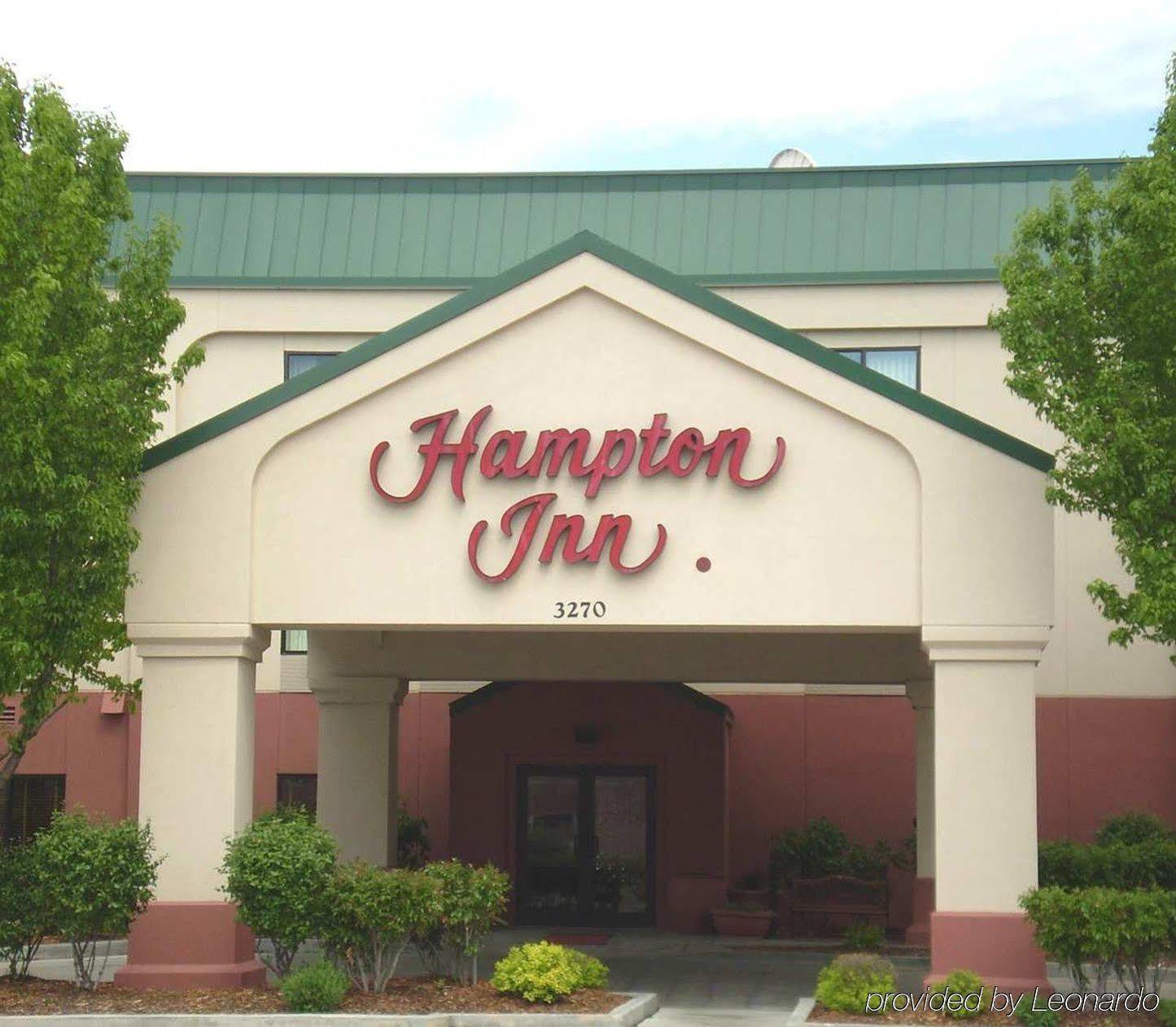 Hotel Hampton - Airport