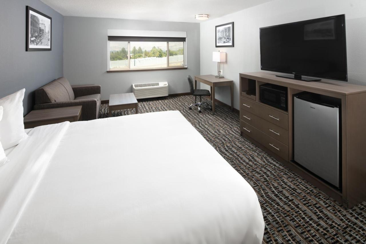 28 Airport, Ascend Collection 3* Boise