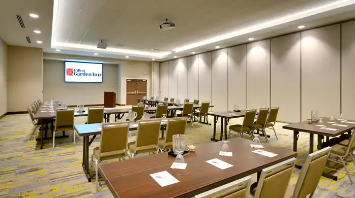 Hilton Garden Downtown Hotel 3*
