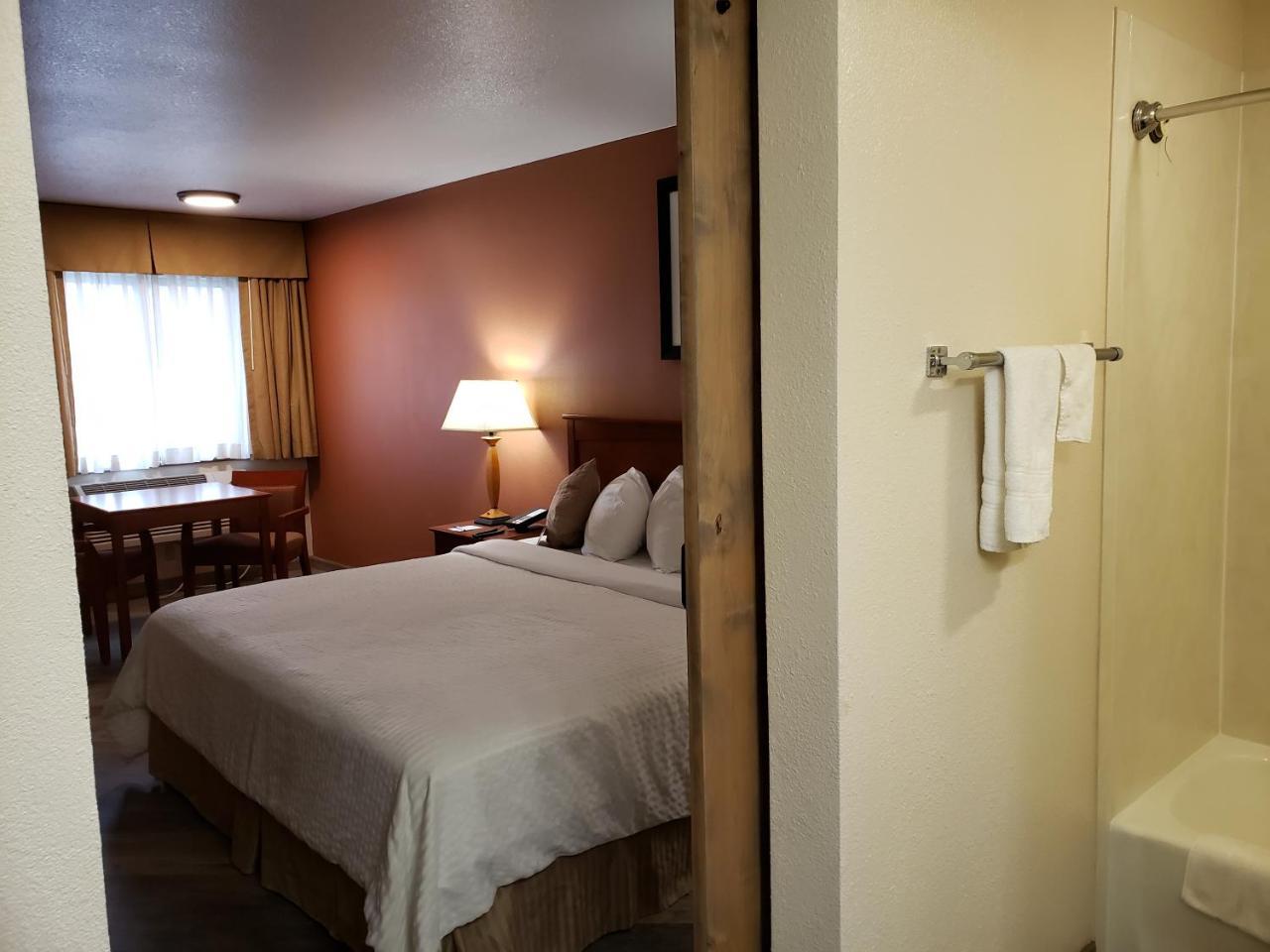 Airport Hotel