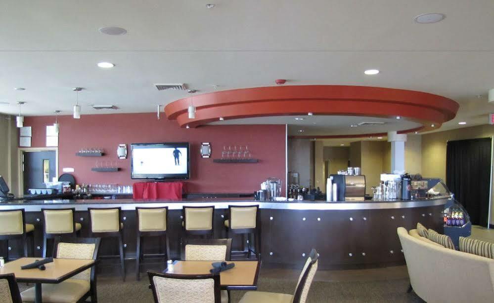 Hotel Airport By Ihg
