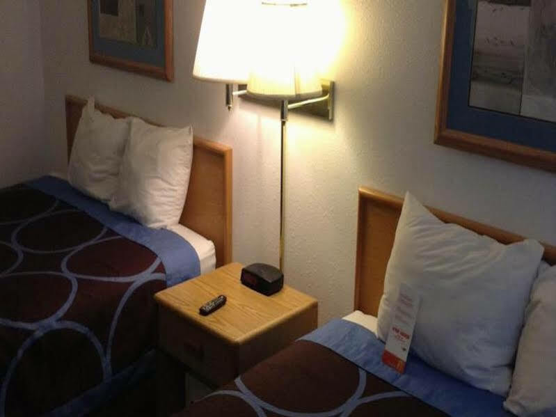 Super 8 By Wyndham