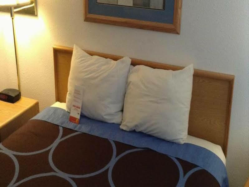 Hotel Super 8 By Wyndham