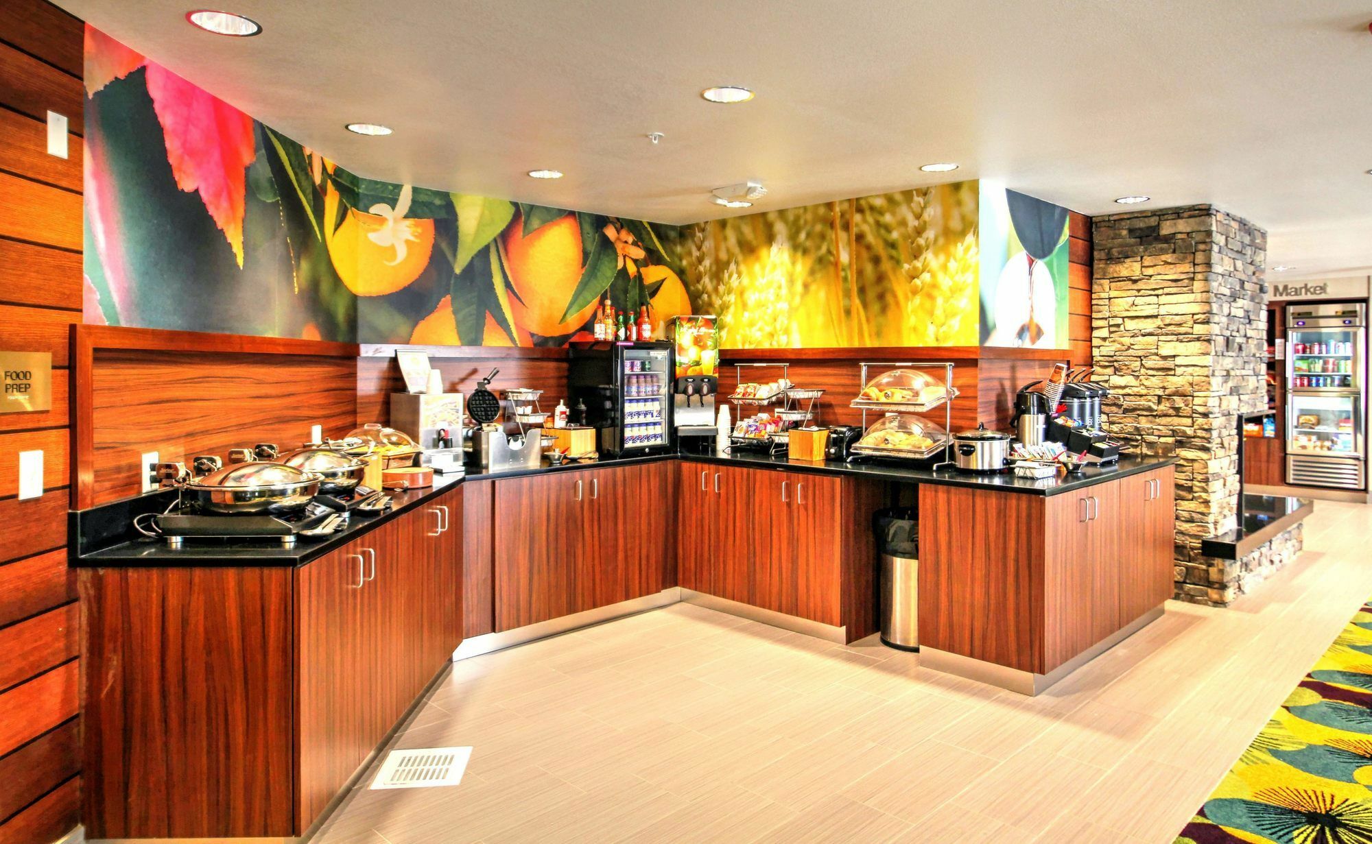 Hotel Fairfield Airport