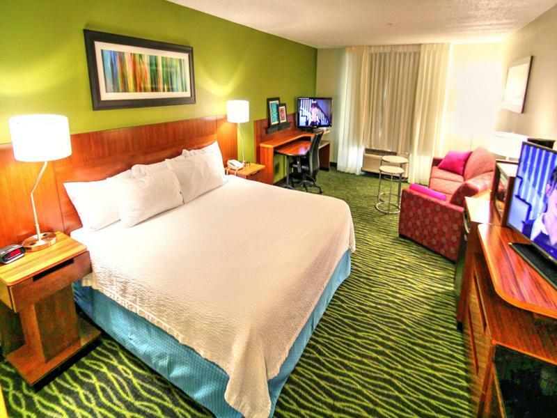 Fairfield Airport Hotel