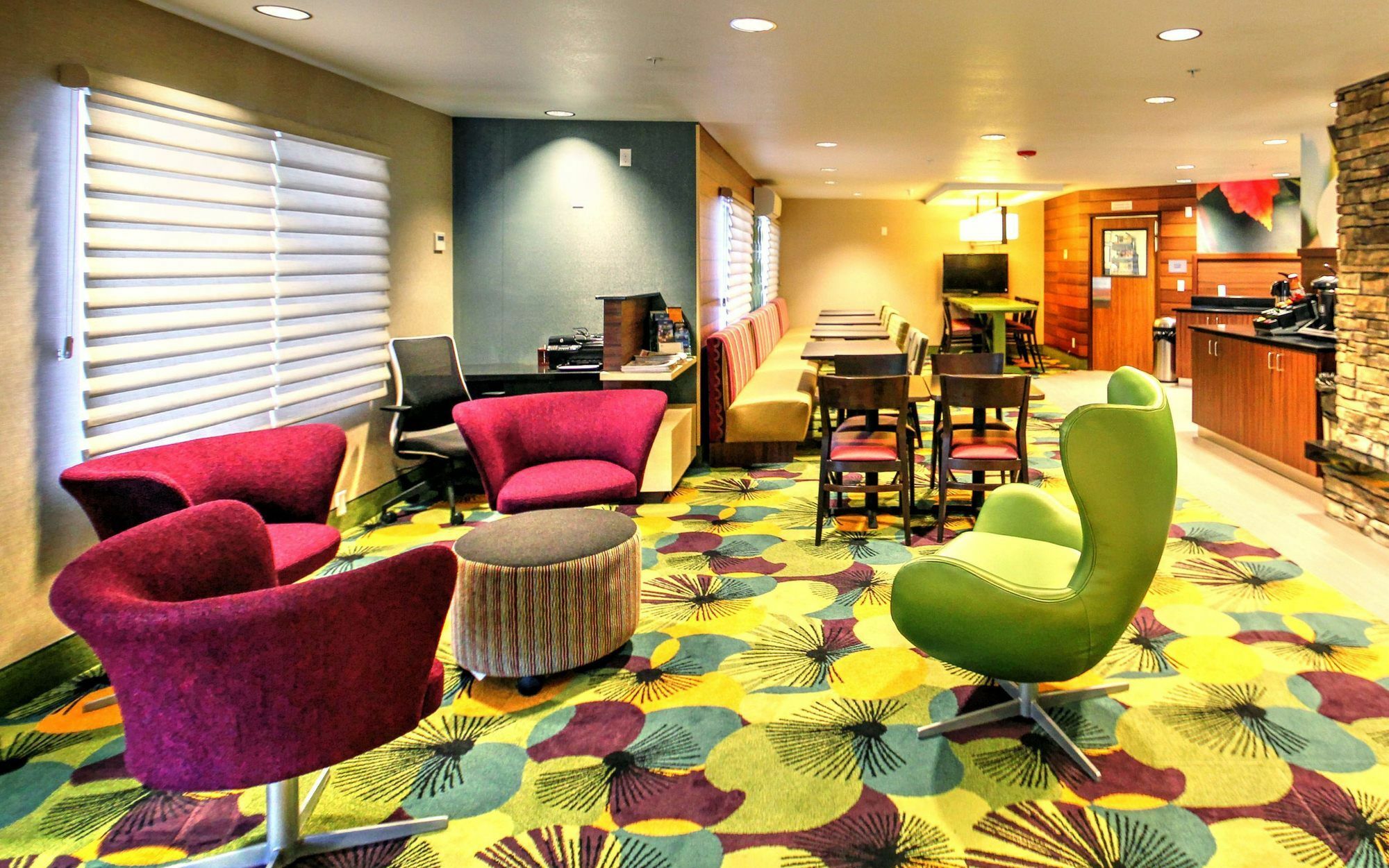 Fairfield Airport Hotel