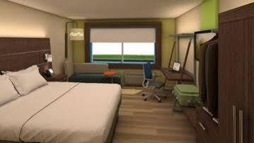 Express & Airport By Ihg 3*