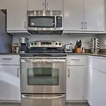 Chic Boise Abode Walk To Bars And Restaurants!