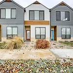 Beautiful Townhome - Steps To Downtown Boise!