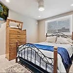The Haven - Spacious Custom Home In Boise Home