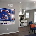 Bsu Playland 3Bd 1B Fully Remodeled On Bsu Campus