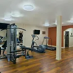 Oxford Suites Boise