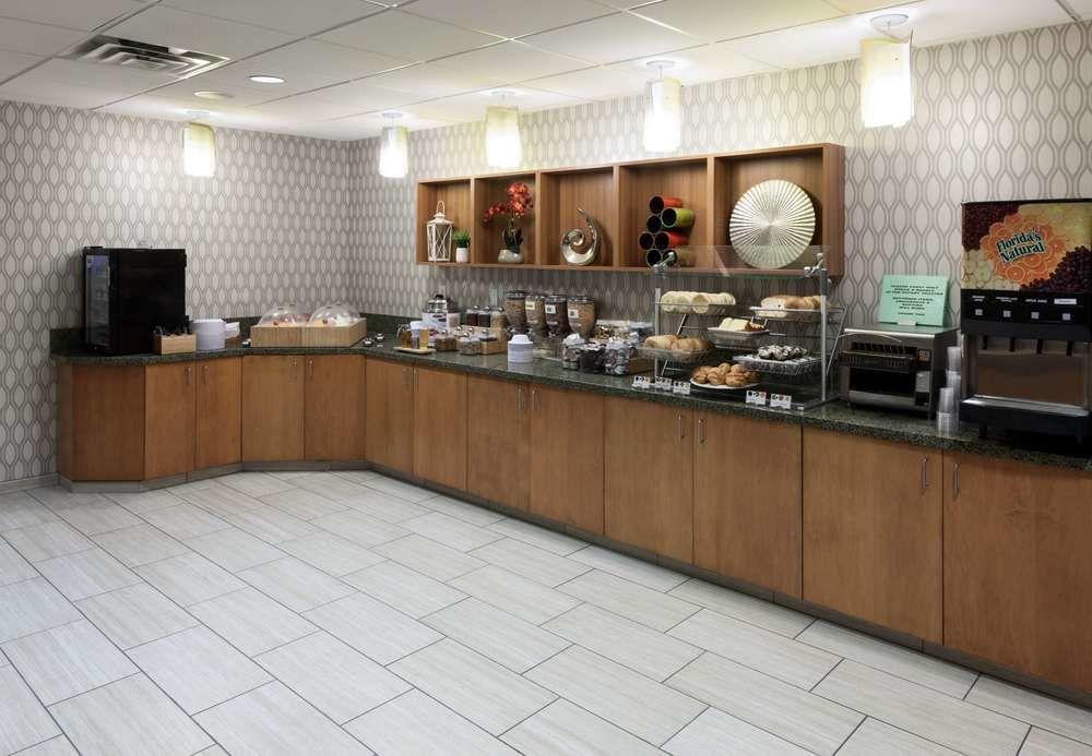 Hotel Springhill By Marriott Parkcenter 3*