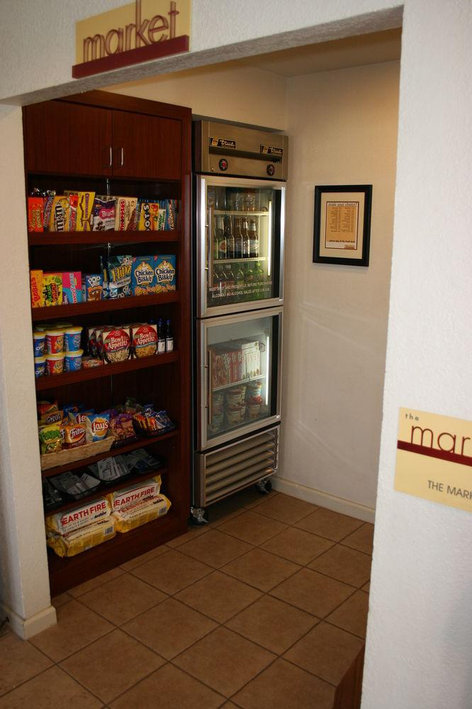 By Marriott Downtown/university 3*