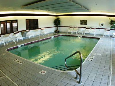 La Quinta By Wyndham Airport Hotel