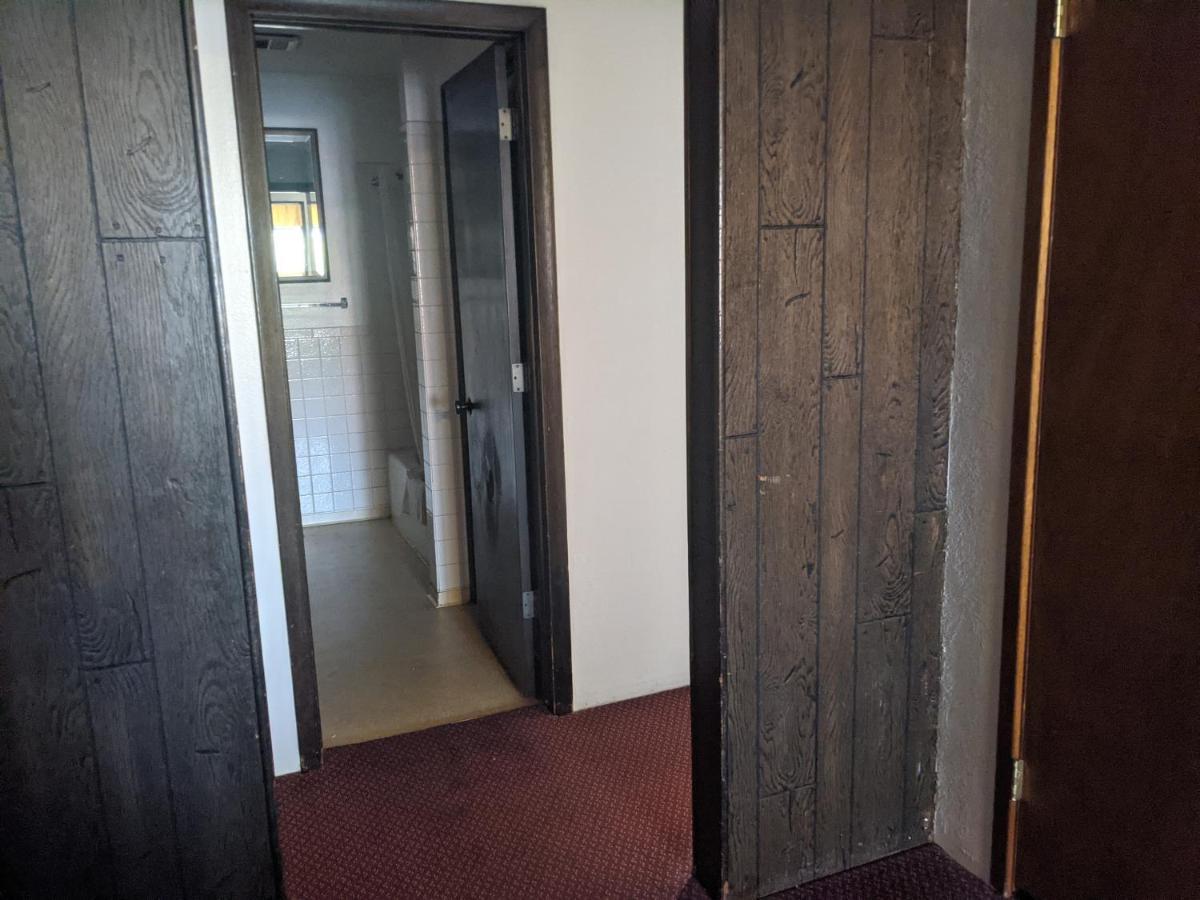 Motel - Boise