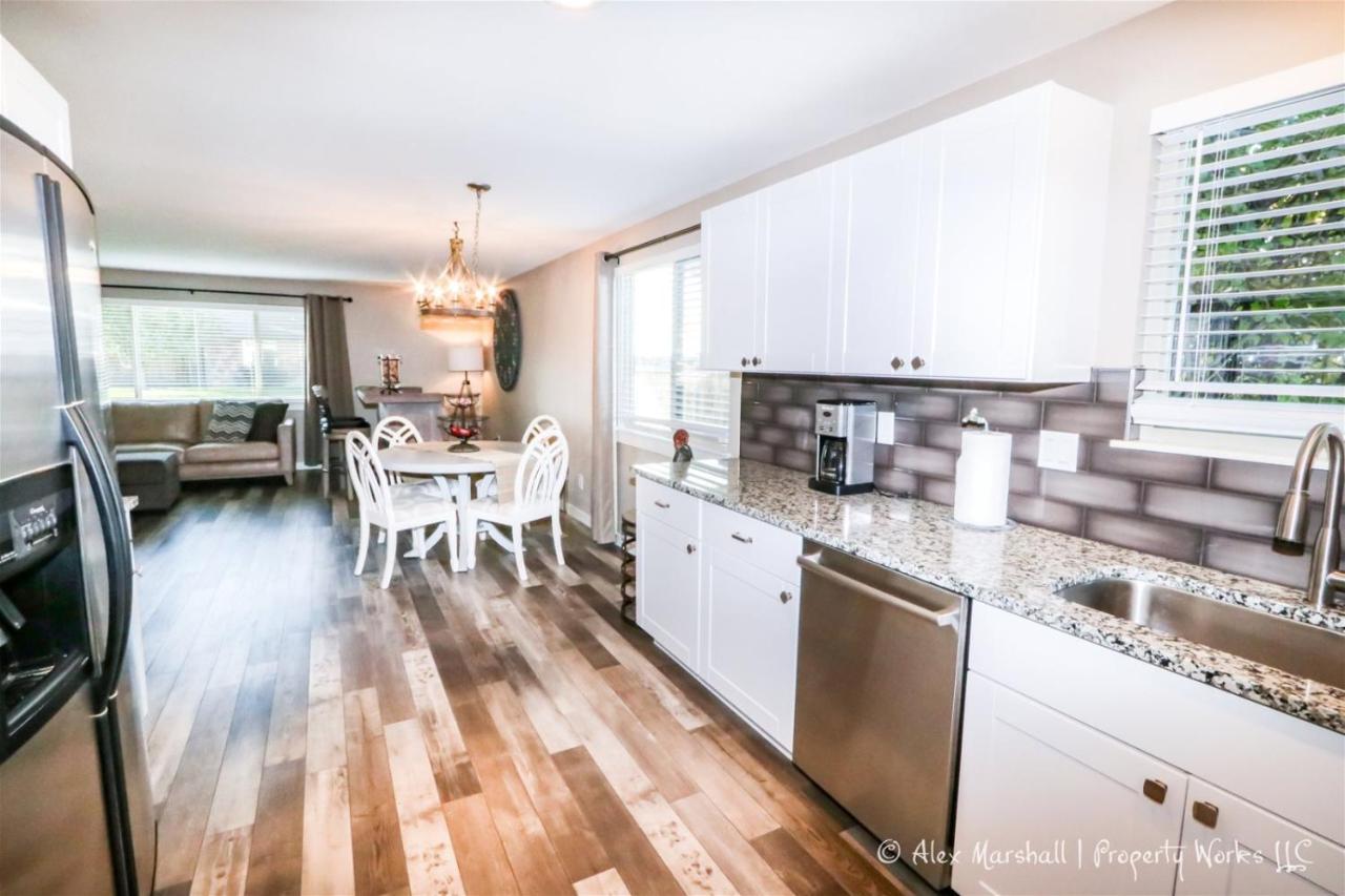 Howe Ct Holiday home