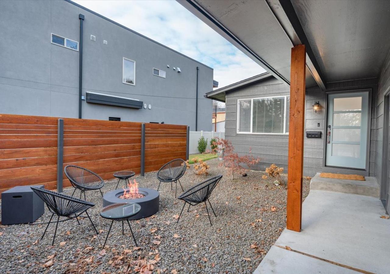 Mid Century Modern Boise-river W/ Hot Tub *