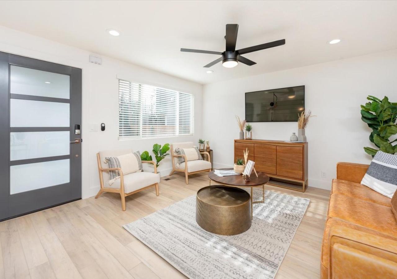 Mid Century Modern Boise-river W/ Hot Tub Villa