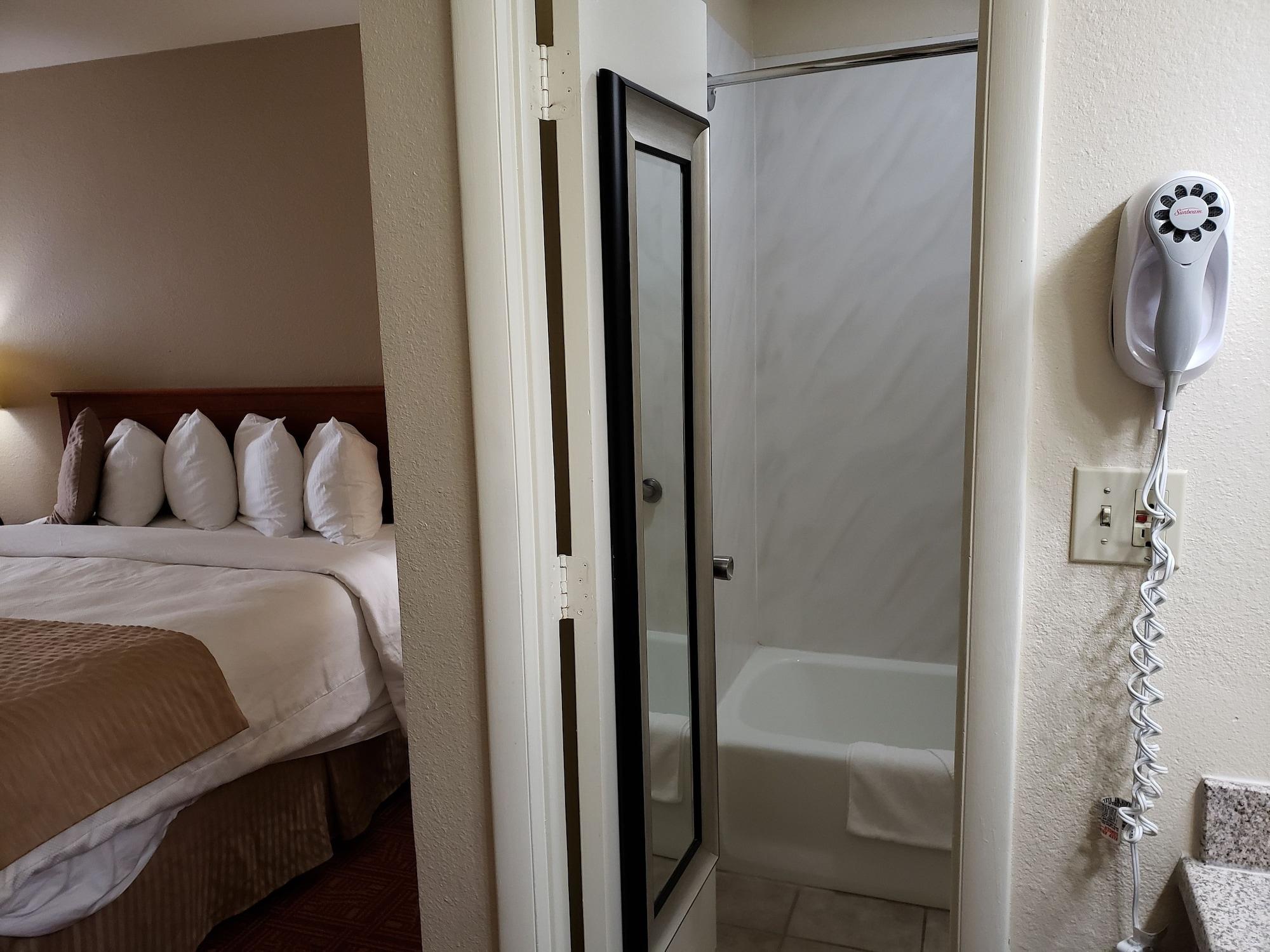 Airport Hotel