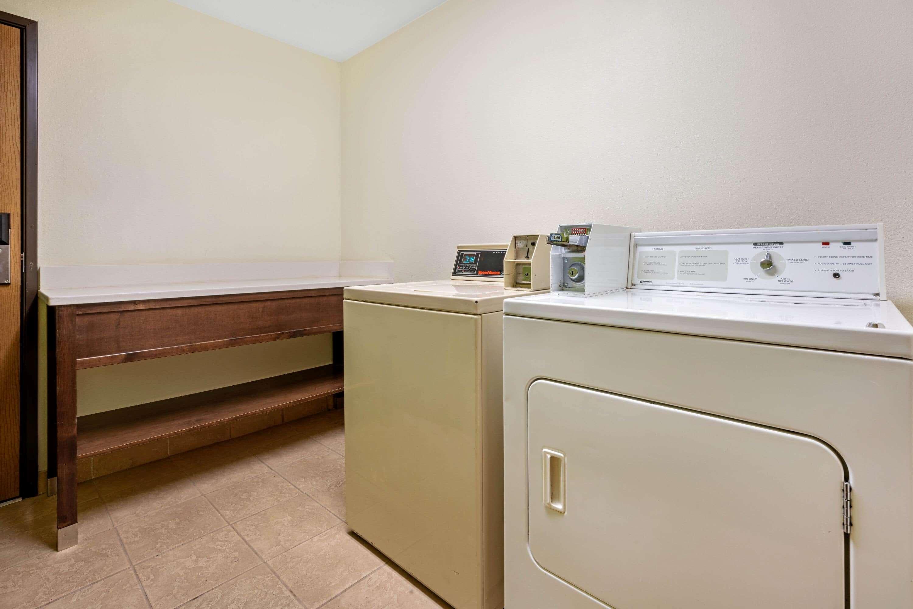 Hotel La Quinta By Wyndham Airport 3*