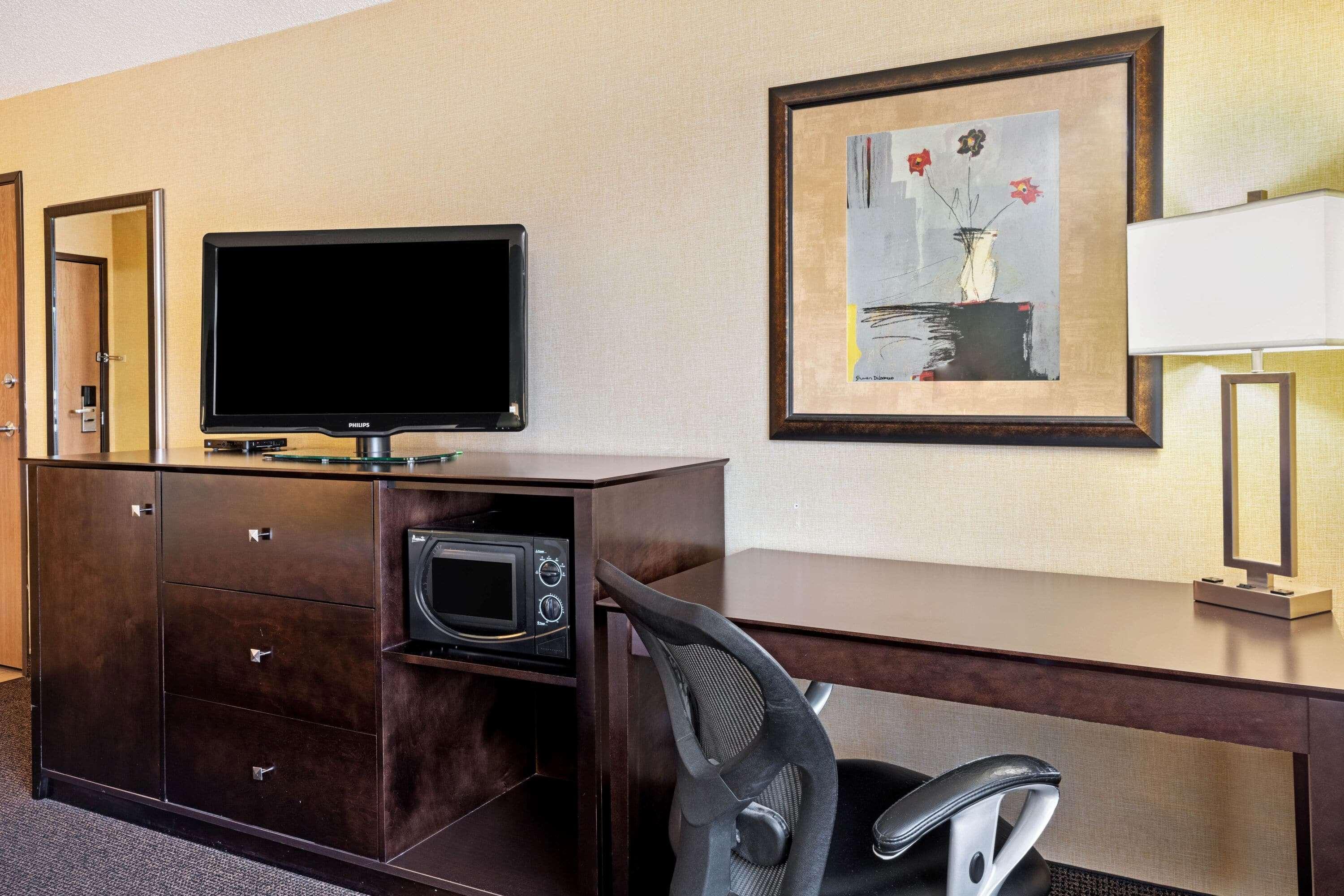 Hotel La Quinta By Wyndham Airport
