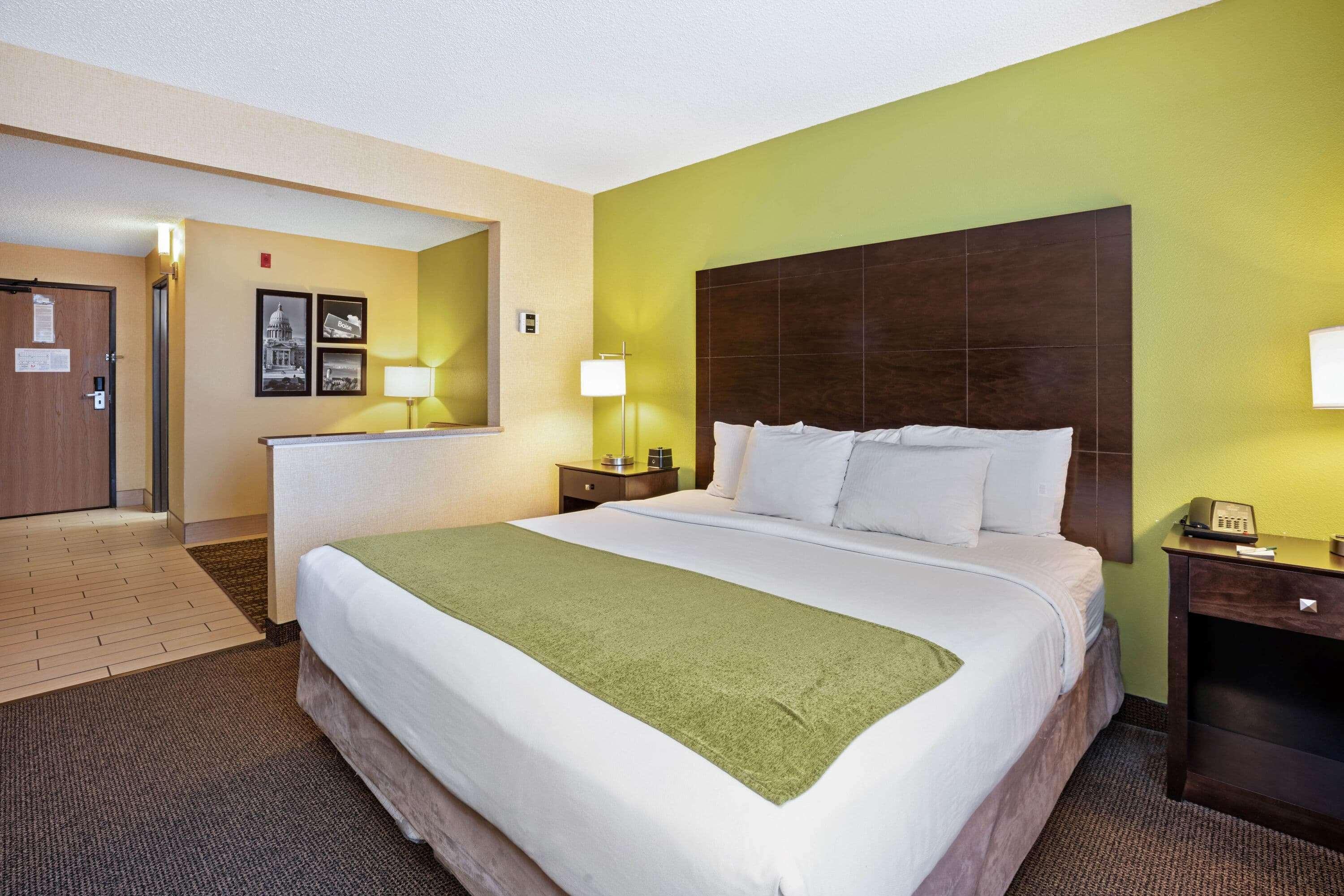 La Quinta By Wyndham Airport 3*