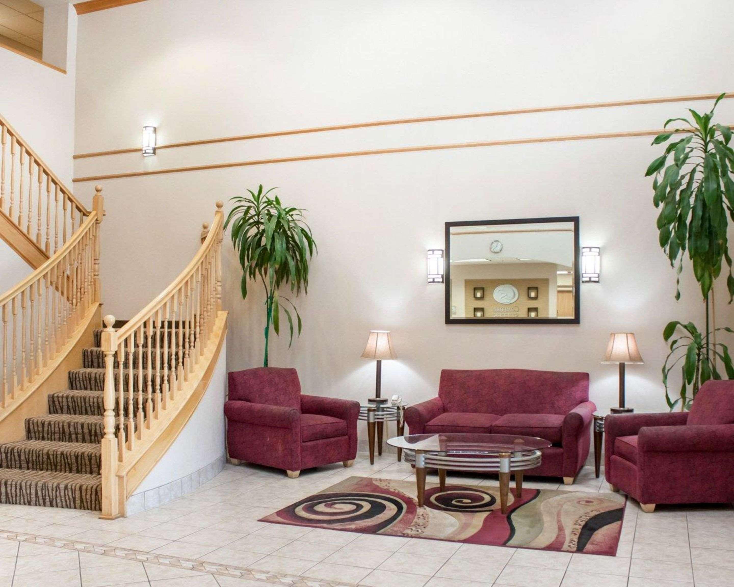 Hotel Comfort Airport 3*