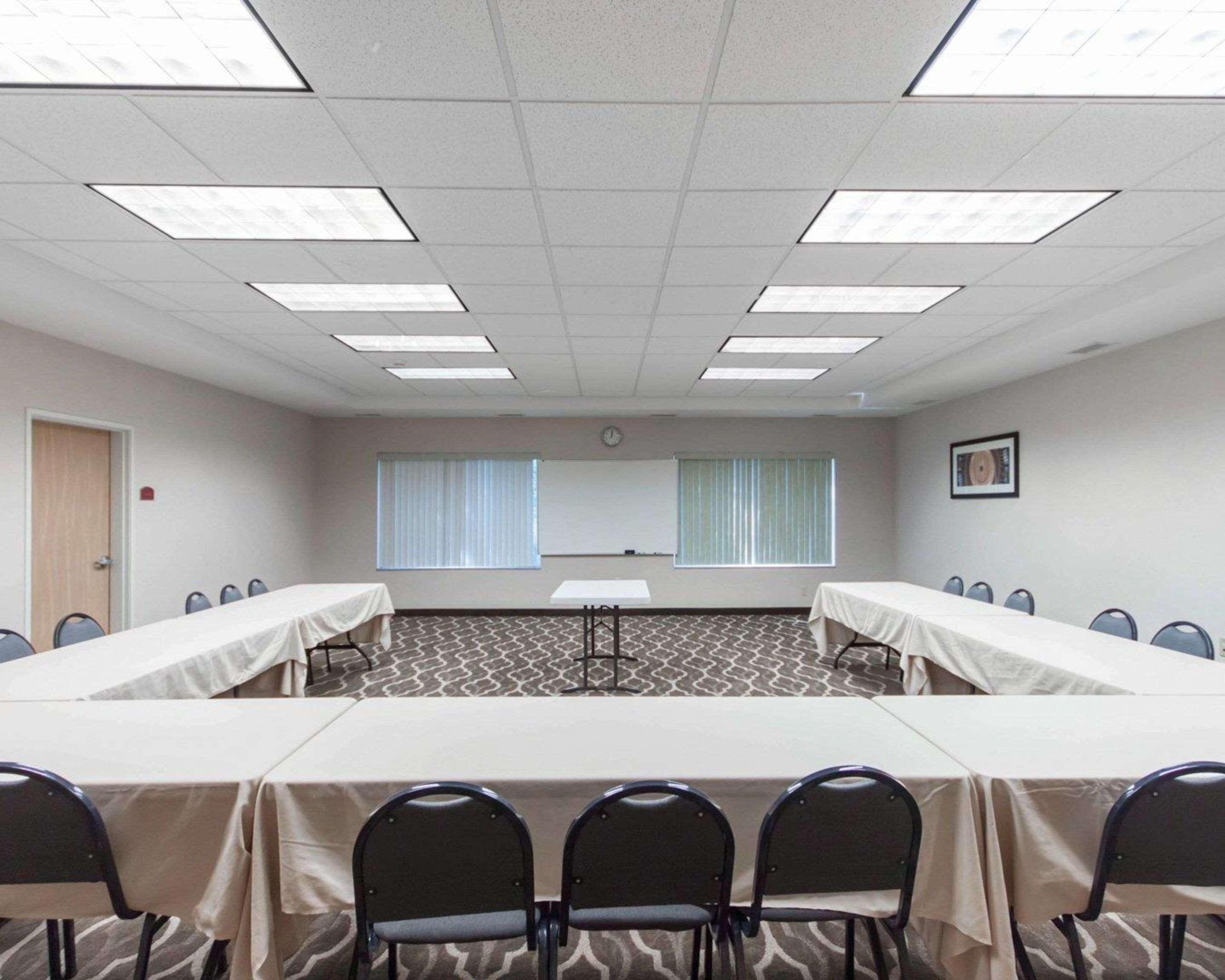 Comfort Airport Hotel Boise