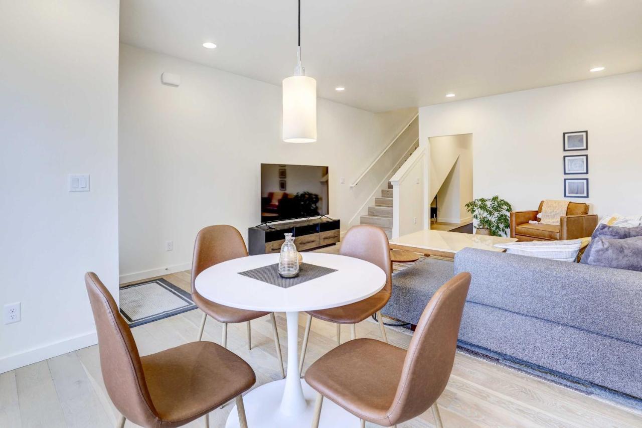 Holiday home Beautiful Townhome - Steps To Downtown Boise! Boise