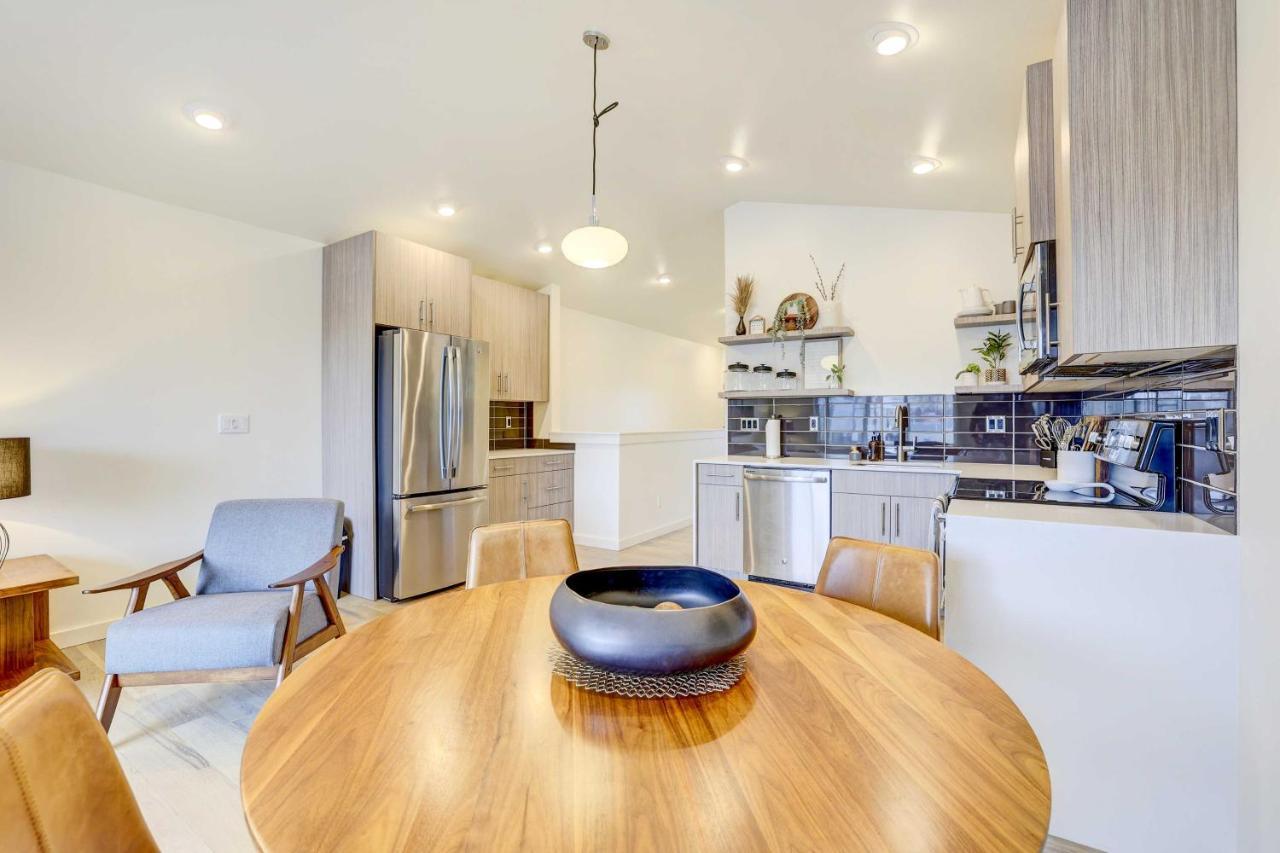 Beautiful Townhome - Steps To Downtown Boise! Holiday home Boise