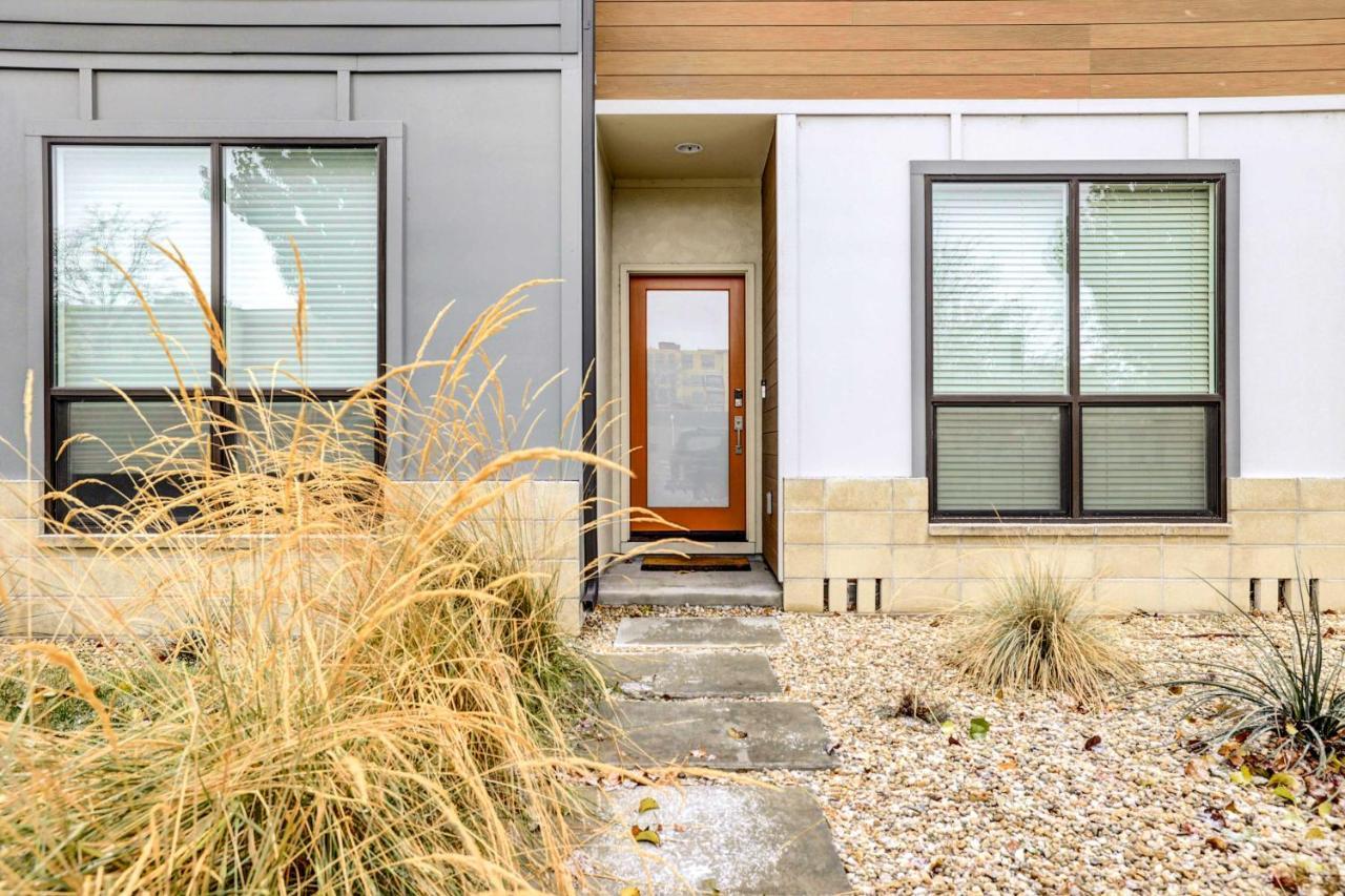 Beautiful Townhome - Steps To Downtown Boise! Holiday home