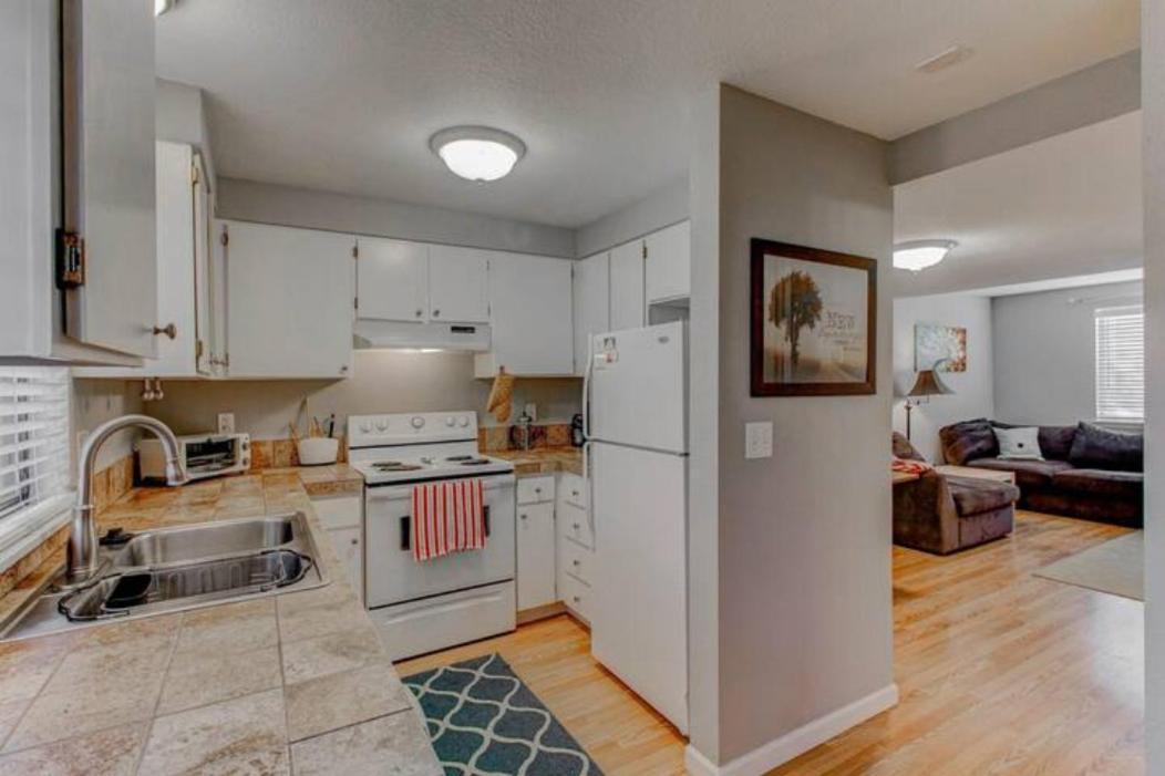 Luxe On Penn: Family-friendly Urban Retreat With Toddler Amenities *