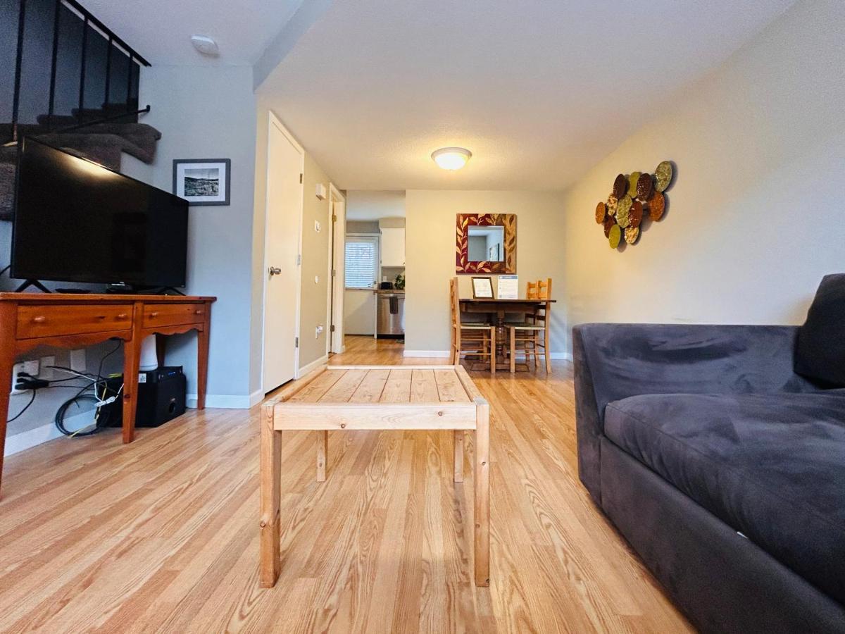 Luxe On Penn: Family-friendly Urban Retreat With Toddler Amenities