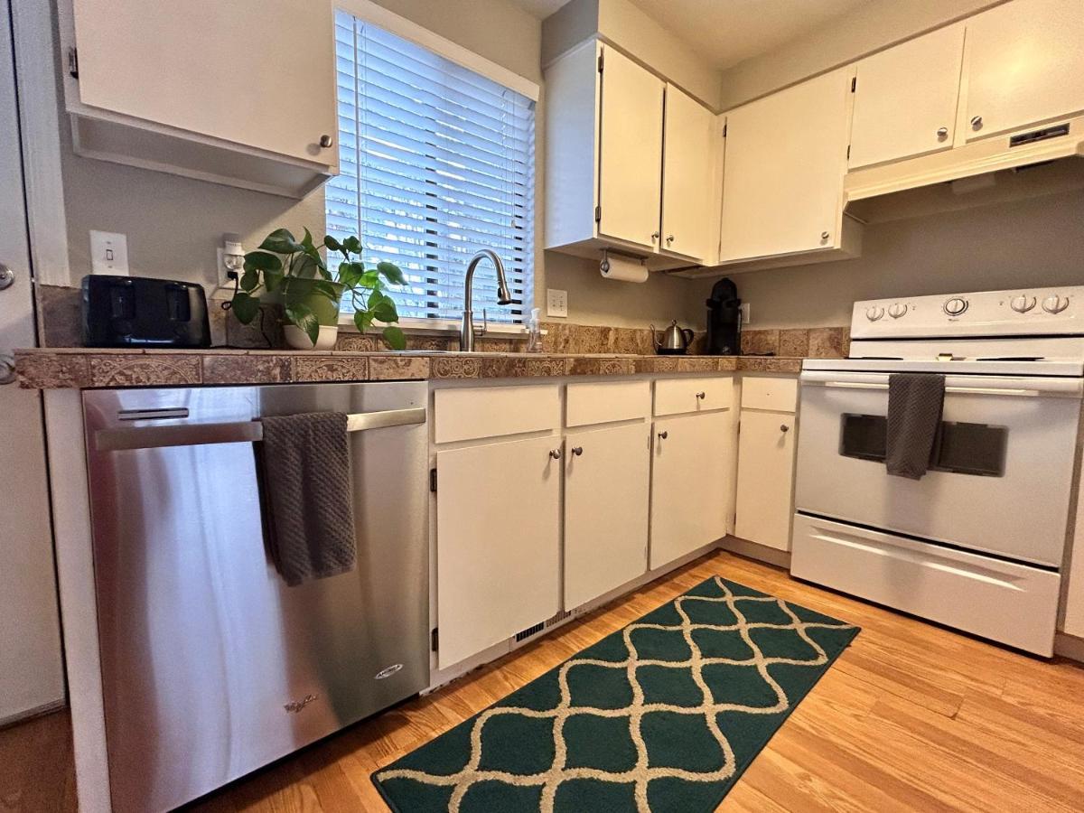 Luxe On Penn: Family-friendly Urban Retreat With Toddler Amenities Boise
