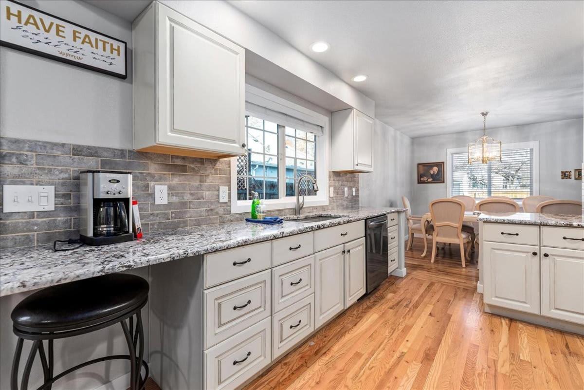 Parkside Perfect For Families Holiday home Boise