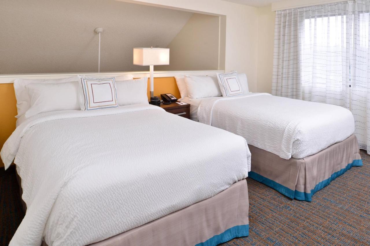 By Marriott Downtown/university 3* Boise