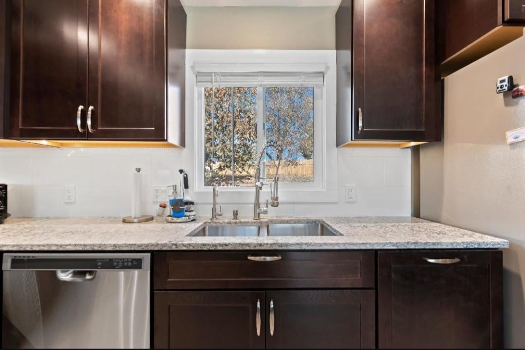 The Haven - Spacious Custom In