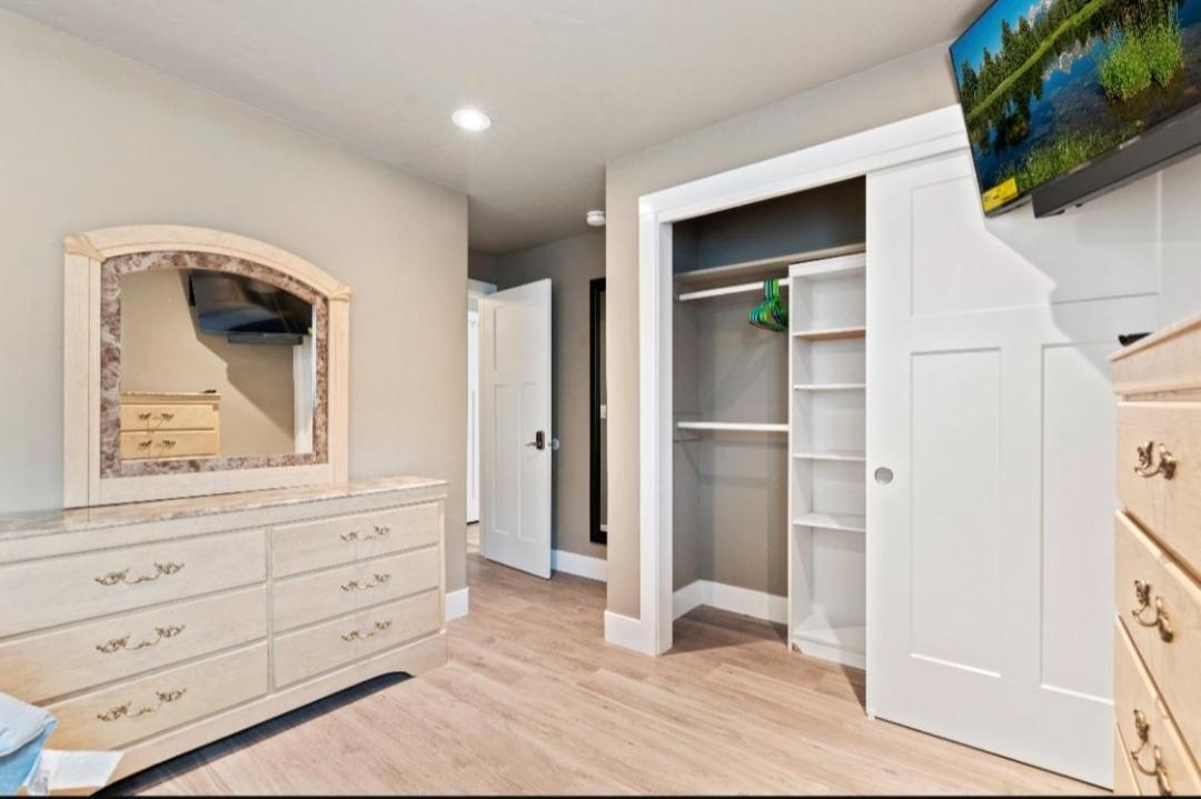 The Haven - Spacious Custom In * Boise